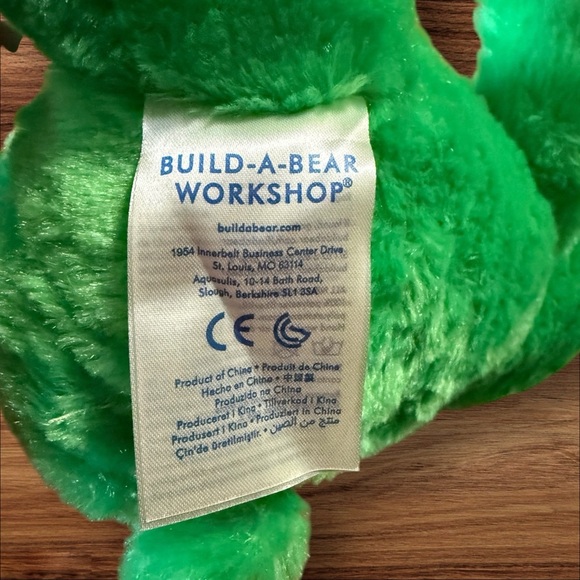 Build-A-Bear Happy St. Patrick's Day 16” Bear w/Jeans & T-shirt - Picture 7 of 9